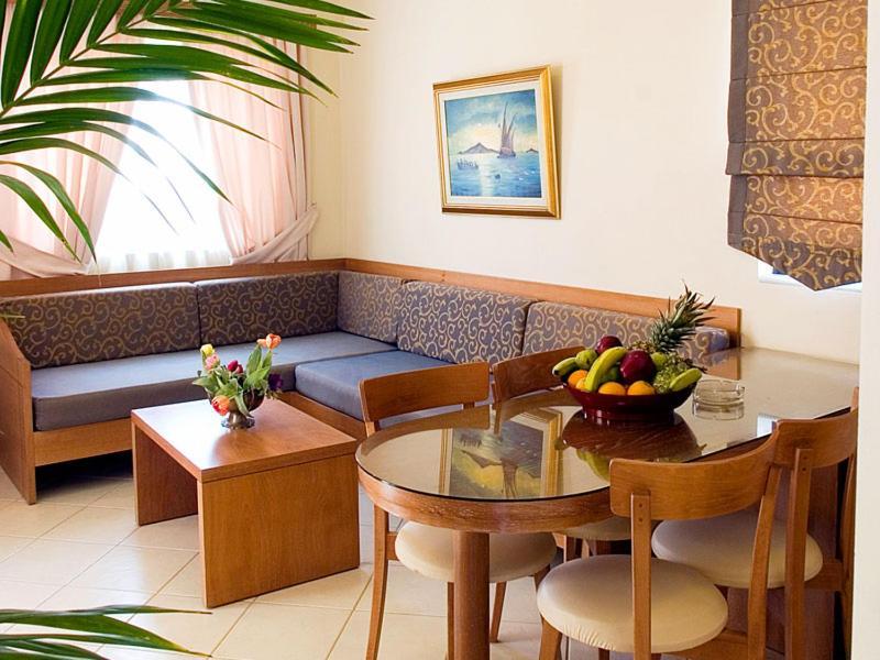 Mike Hotel & Apartments Μάλεμε Εξωτερικό φωτογραφία
